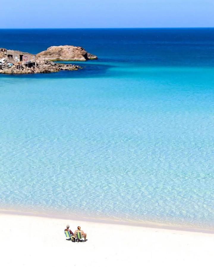 Apartamento Pe Na Areia - Praia Do Forte Cabo Frio Exteriér fotografie